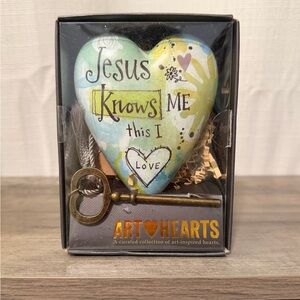 Art Hearts Decor Jesus Knows Me This I Love  New in Box!